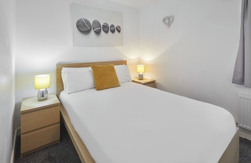 Skinningrove Apartment | Host & Stay | Driftwood