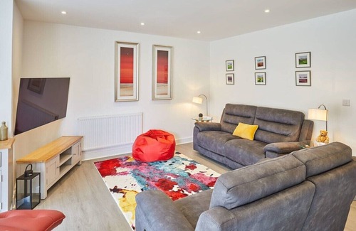 West Cliff Apartment | Host & Stay | Even Keel