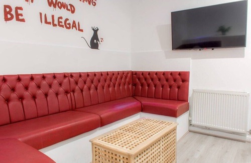 RopeWalks Apartment | Host & Stay | Fleet Nightlife II