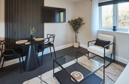 Newcastle-upon-Tyne Apartment | Host & Stay | Vert Vale