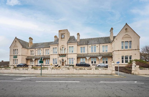 Saltburn-by-the-Sea Apartment | Host & Stay | The Coach House, Apartment 2