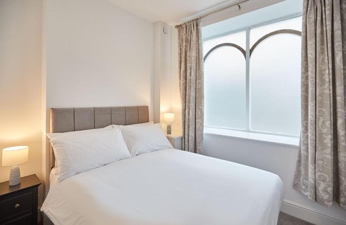 Bont Newydd Apartment | Host & Stay - High Street Apartments