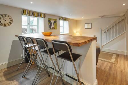 Consett House | Host & Stay - Himmell