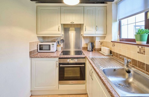 North Buckland House | Host & Stay | Providence Cottage