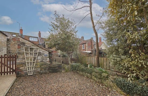 Pickering House | Host & Stay | Rose Cottage, Pickering