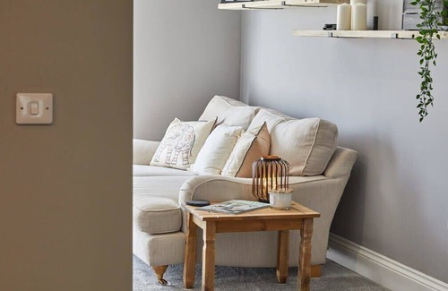 Amble House | Host & Stay | Sea Breeze