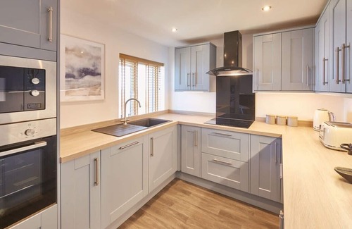 West Cliff Apartment | Host & Stay | Sea Watcher