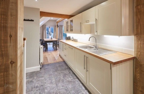 Pickering Apartment | Host & Stay | Sleepers @ No.8