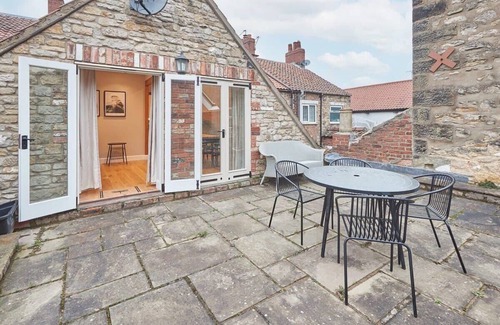 Pickering Apartment | Host & Stay | Sleepers @ No.8