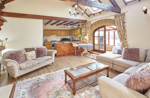 Saltburn-by-the-Sea House | Host & Stay | The Arches Cottage
