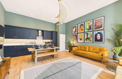 Georgian Quarter Apartment | Host & Stay | The Georgian Quarter @ Catharine I