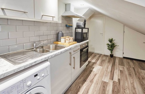 Balti Triangle Apartment | Host & Stay | Trafalgar Road