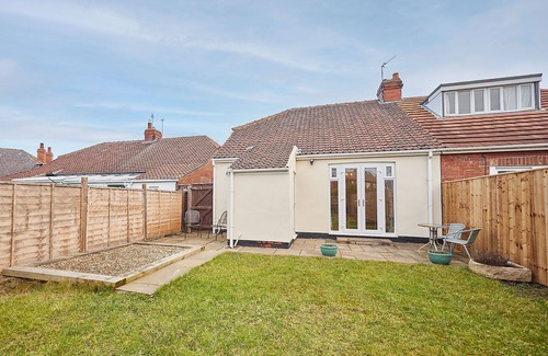 Redcar House | Host & Stay | Wardman Crescent