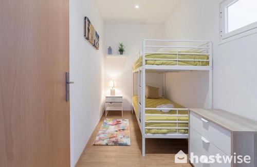 Centro / Baixa Apartment | Host Wise - Colorful Fresh Flats - Batalha