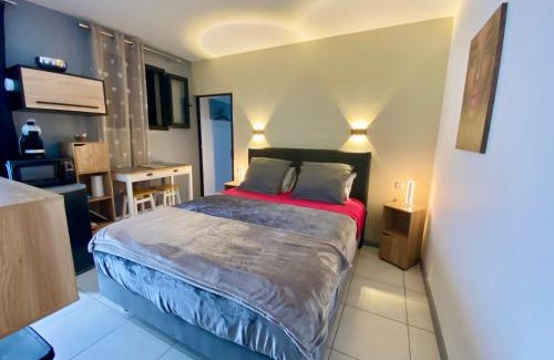 Le Tampon Apartment | Hostal 170 Room 15 Service Appartement
