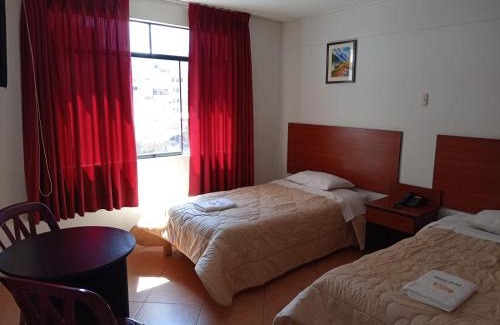 Independencia Hotel | Hostal Bond