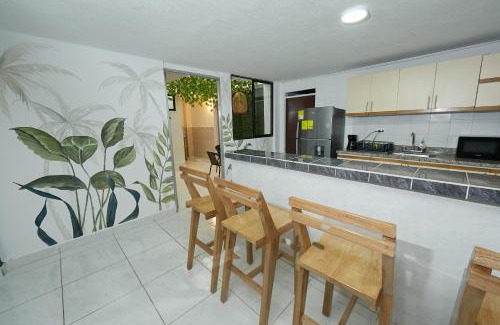 Estadio House | Hostal Casa Houst 72