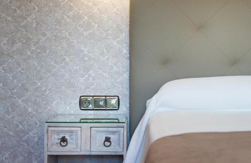 Pizarra House | Hostal Don Joaquín Alora