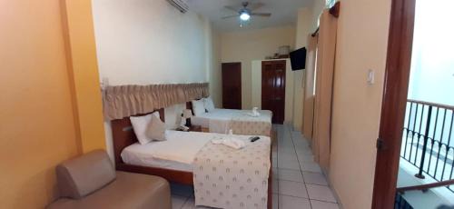 Iquitos Hotel | Hostal Huayruro