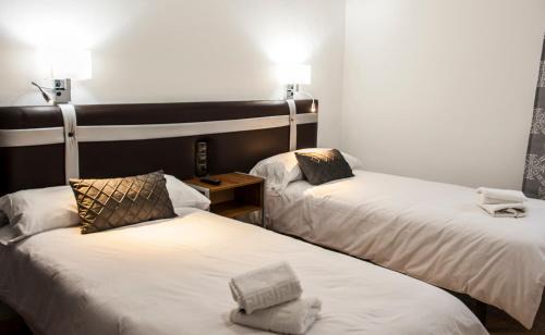 Lucena Hotel | HOSTAL LAS PALOMAS