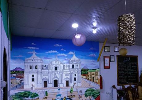 Leon House | Hostal Leyendas