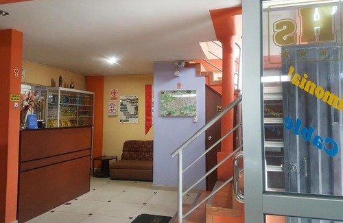 El Tambo Hotel | Hostal Los Pinos