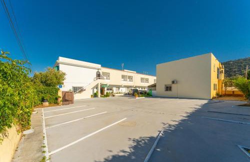 Los Canos de Meca House | Hostal Miramar