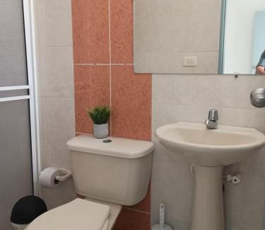 Jardin House | Hostal Naty luna - sede alterna