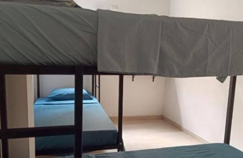 Historic Center Bed & Breakfast | hostal pueblito samario - Habitación compartida de 4 camas para hombres