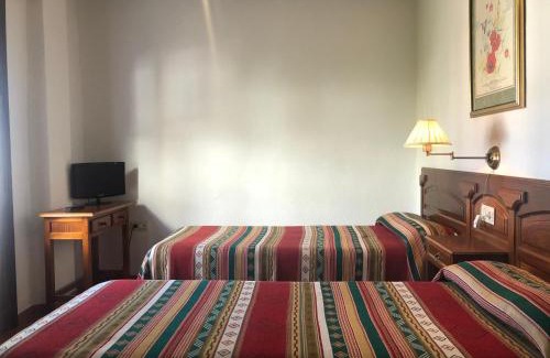 Capileira Hotel | Hostal Rural Poqueira
