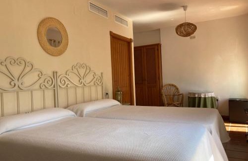 Salobrena Hotel | Hostal San Juan