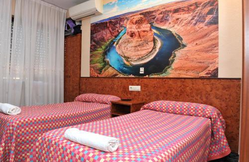 Azagra House | Hostal Venecia