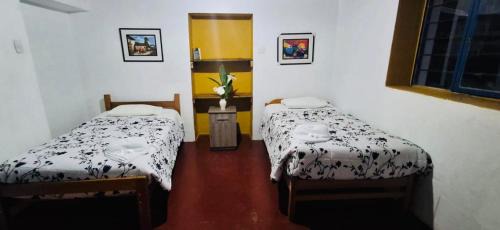 Puerto Inca House | hostal y campikg el tenplo