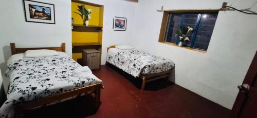 Puerto Inca House | hostal y campikg el tenplo