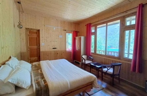 Banjar Hotel | Hostay Tirthan