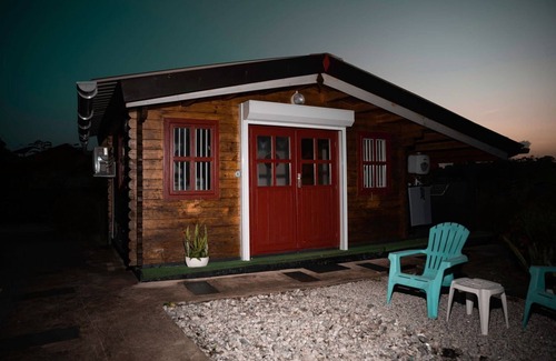 Matoury Cabin | Hostel Toucan - Super Chalet en Bois