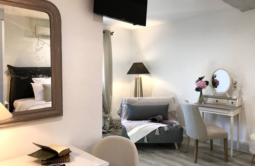 Amberieux-en-Dombes Hotel | Hostellerie des Bichonnières