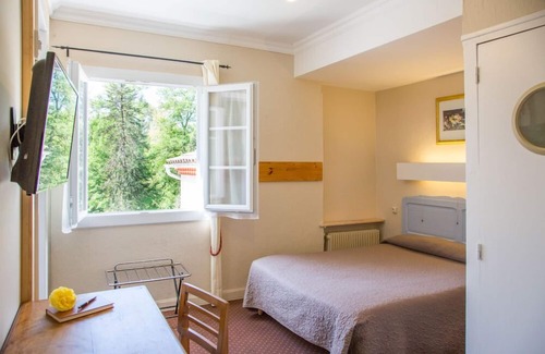 Barbotan-les-Thermes Hotel | Hostellerie de la Roseraie