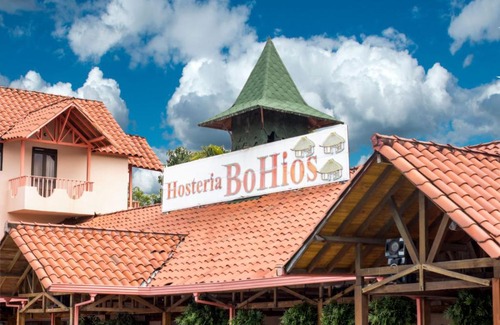 Santa Fe de Antioquia Hotel | Hosteria Bohios