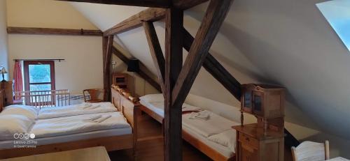 Klokocov Hotel | Hostinec u Zámečku Klokočov