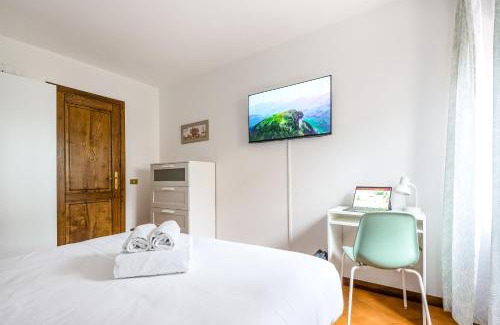 Vicopelago Apartment | Hostly-Il Viale-Garden House between Pisa e Lucca