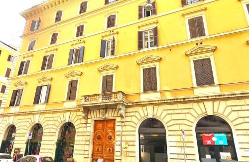 Rione XVIII Castro Pretorio Apartment | Hostly-Volturno Suite Apartment-Center of Rome