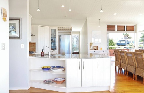 Whiritoa House | Hosts on the Coast Beachside Beauty Whiritoa