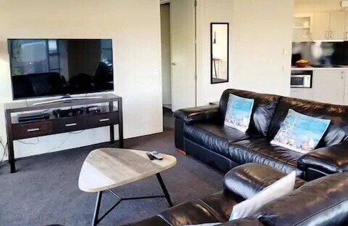 Whitianga Apartment | Hosts on the Coast Esplanade Harbour View Apartment 111