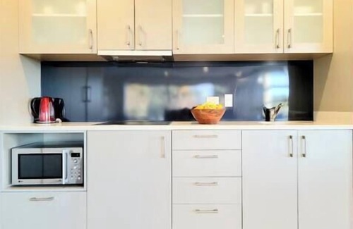 Whitianga Apartment | Hosts on the Coast Esplanade Harbour View Apartment 111