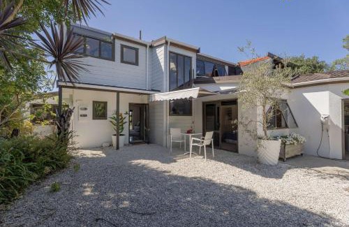 Hahei House | Hosts on the Coast Hahei Moana