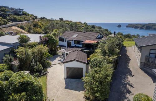 Hahei House | Hosts on the Coast Hahei Moana