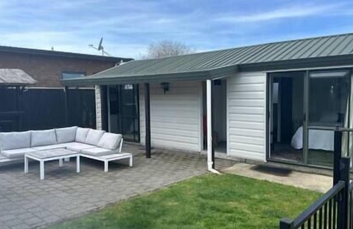 Whangamata House | Hosts on the Coast Tamaki Delight