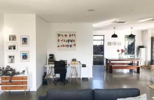 Whangamata House | Hosts on the Coast Whanga Escape