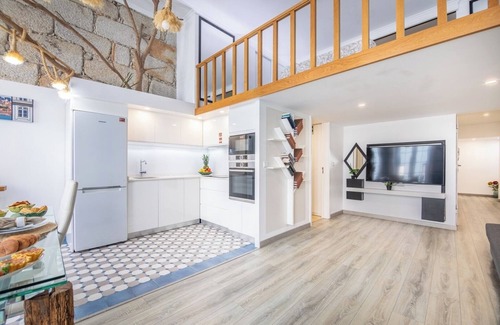 Centro / Baixa Apartment | HostWise - Luxurious Flat w/Mezzanine